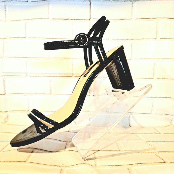 Black Daisy Strappy High Heel Sandals size 9.5 - Picture 9 of 9